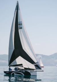 Продается лодка AZIMUT